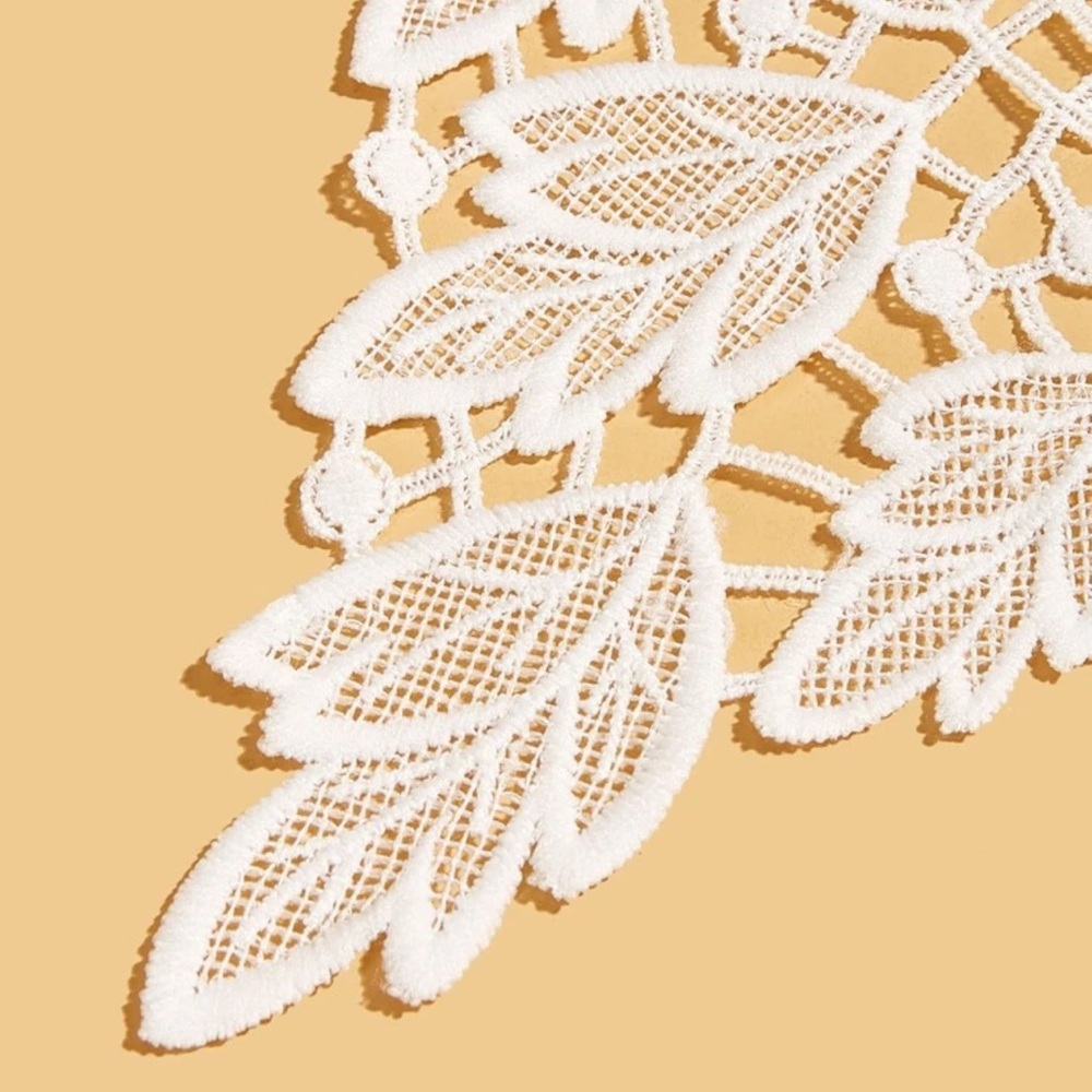 🍃 Stunning Leaf Lace Ribbon Bow Faux Dickey Collar Insert 🍃 - Picture 3 of 3